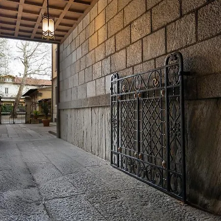 Interno In Un Castello Storico In Centro * Milan